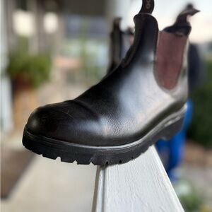 Blundstone Black and Brown Ankle Boots